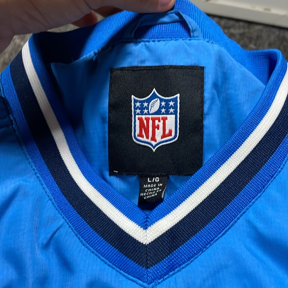 Jacket - Picture 3 of 3